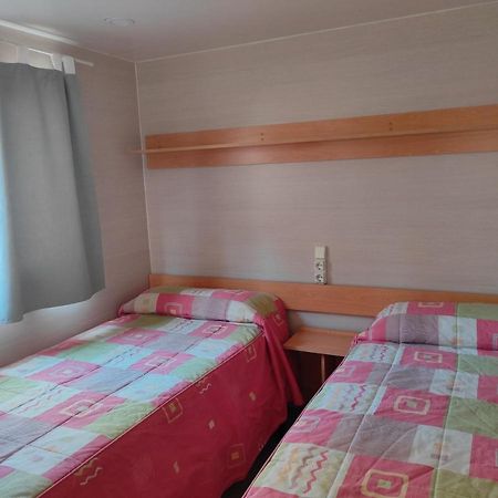 Bungalow Tossa Pelada I Mobil Home Rodell Fornols Exterior photo